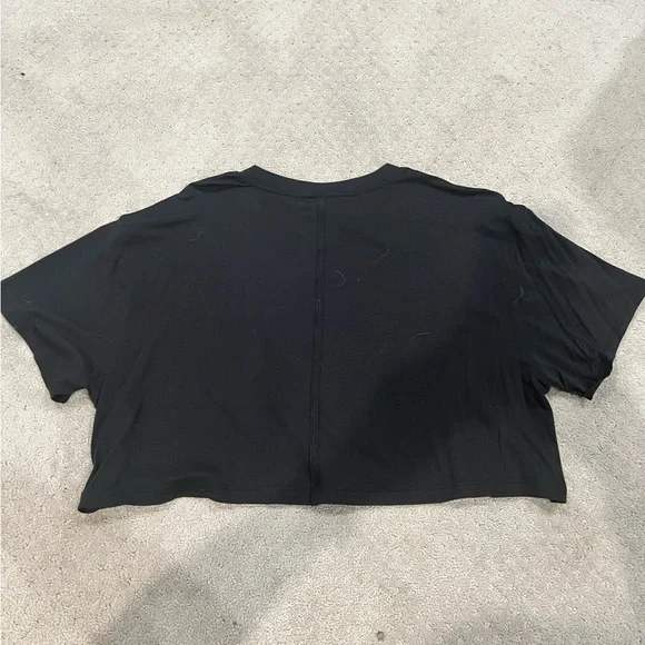 lululemon athletica Black Women's Crop Top - Picture 2 of 3